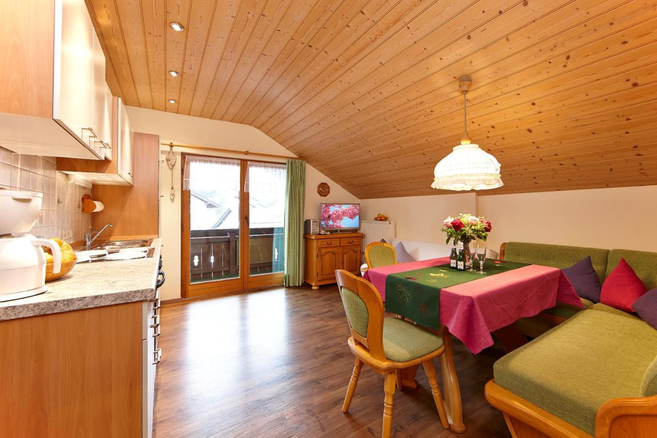 Gaestehaus Alpina Bad Kohlgrub Esterno foto